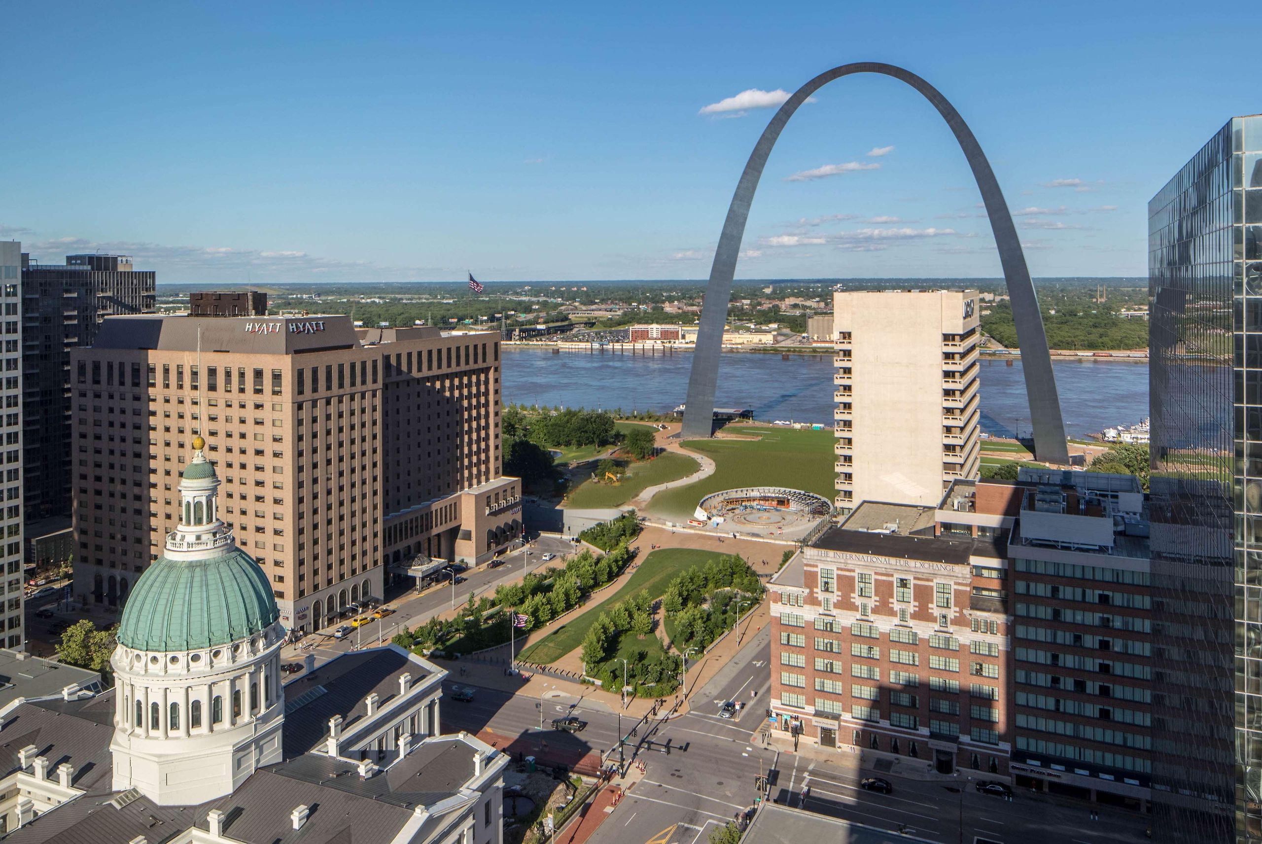 Aerial view of St. Louis, Missouri and the Arch on the river front